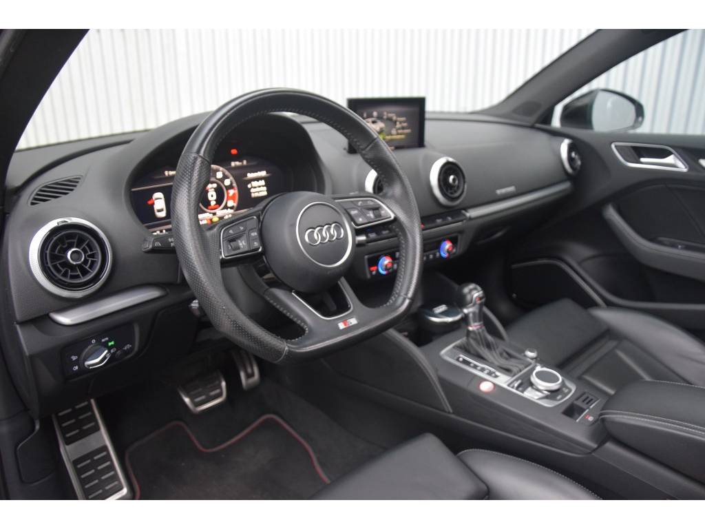 Audi A3 Limousine 2.0TFSI S3 quattro Pano/Leer/Matrix/Virt