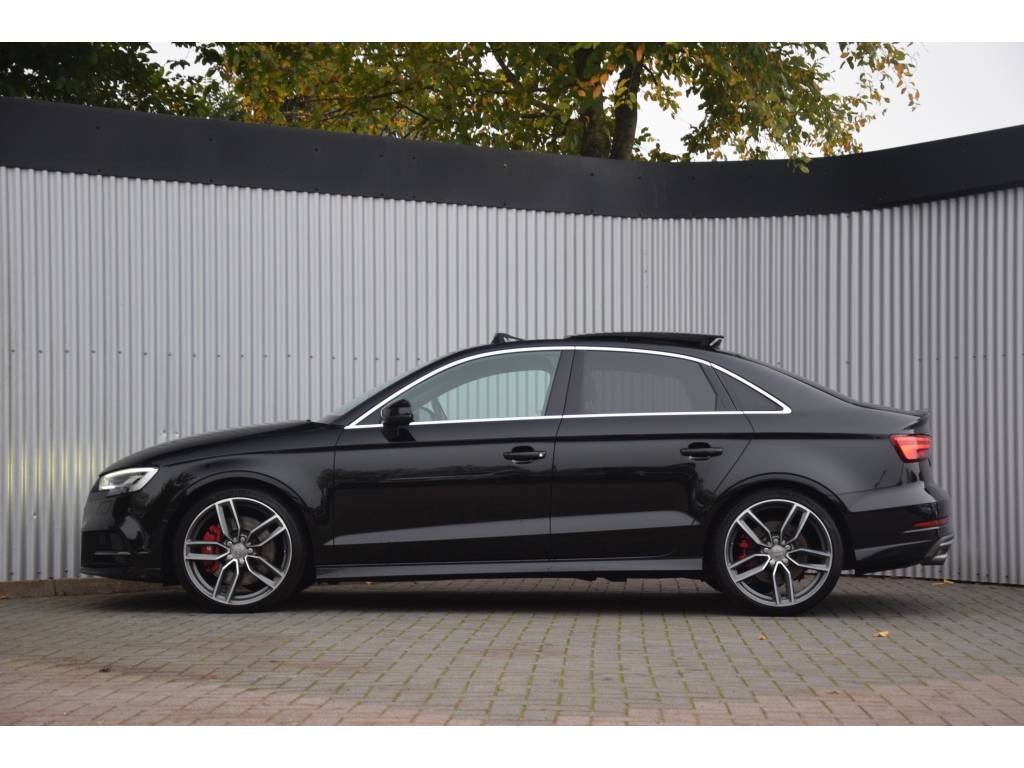 Audi A3 Limousine 2.0TFSI S3 quattro Pano/Leer/Matrix/Virt