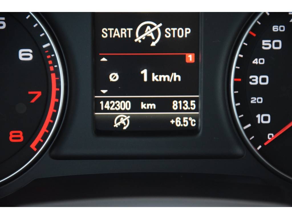 Audi Q3 1.4TFSI S-Line Adrenalin Navi/Xenon/PDC/Camera