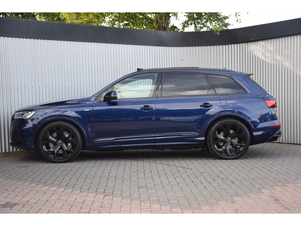 Audi Q7 55TFSI-e quattro S-Line Pano/Luchtvering/B&O/22 In