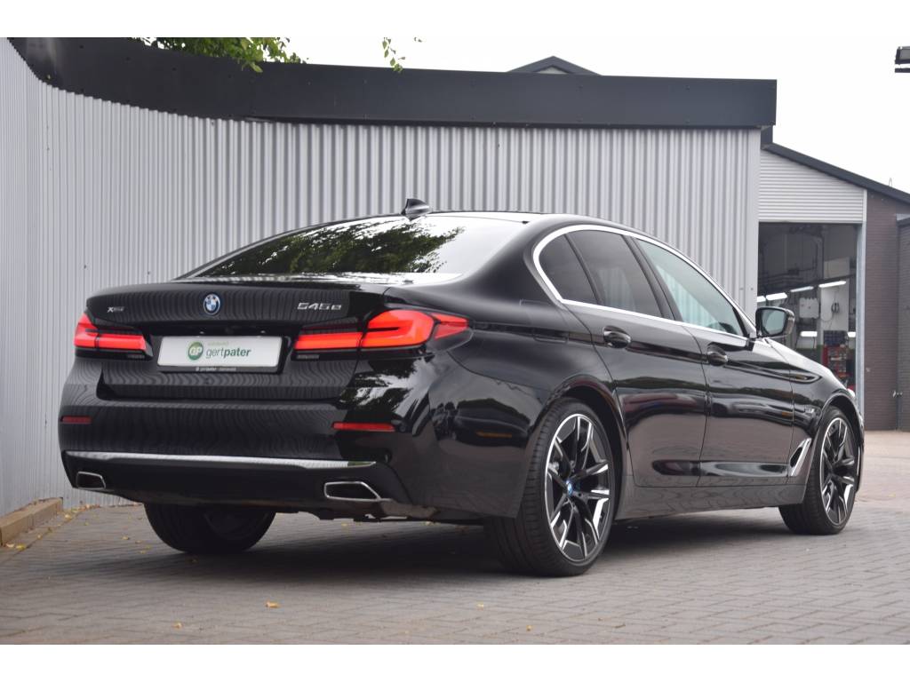 BMW 5-Serie 545e xDrive Business Plus LaserLED/HarmanKardon/Co