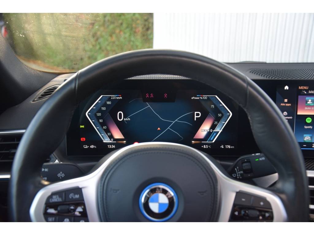 Bmw i4 eDrive40 M-Sport Pano/Carbon/20 Inch/Leer/LaserLED