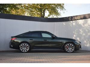 Bmw i4 eDrive40 M-Sport Pano/Carbon/20 Inch/Leer/LaserLED