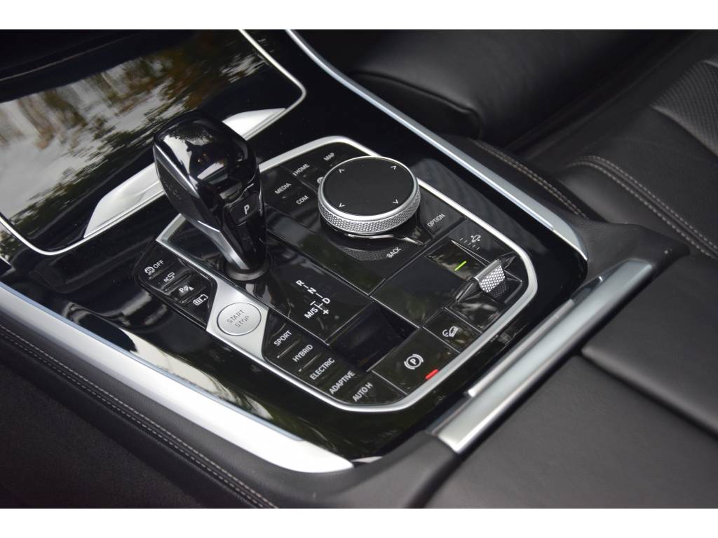 Bmw X5 xDrive45e M-Sport Laser/Pano/Luchtvering/AdaptiveC