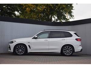 Bmw X5 xDrive45e M-Sport Laser/Pano/Luchtvering/AdaptiveC