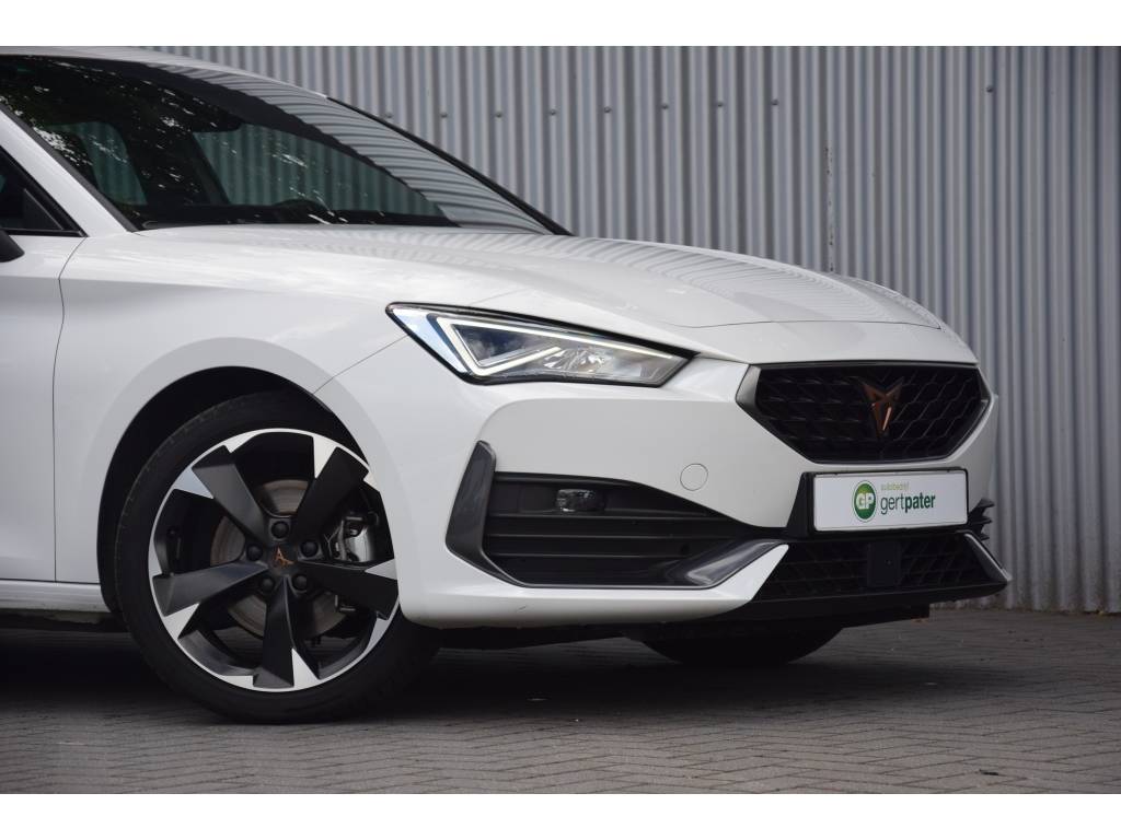 Cupra Leon 1.4 e-Hybrid Essential Limited Navi/LED/Keyless/Ad