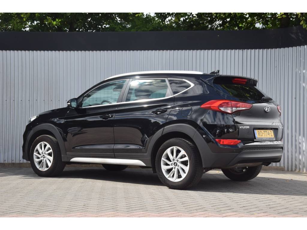 Hyundai Tucson 1.6GDi Comfort Navi/Clima/PDC/Camera