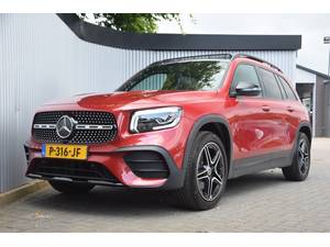 Mercedes-benz GLB 200 AMG-Line Pano/LED Matrix/Alcantara/Nightpakket