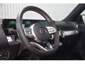 Mercedes-benz GLB 200 AMG-Line Pano/LED Matrix/Alcantara/Nightpakket