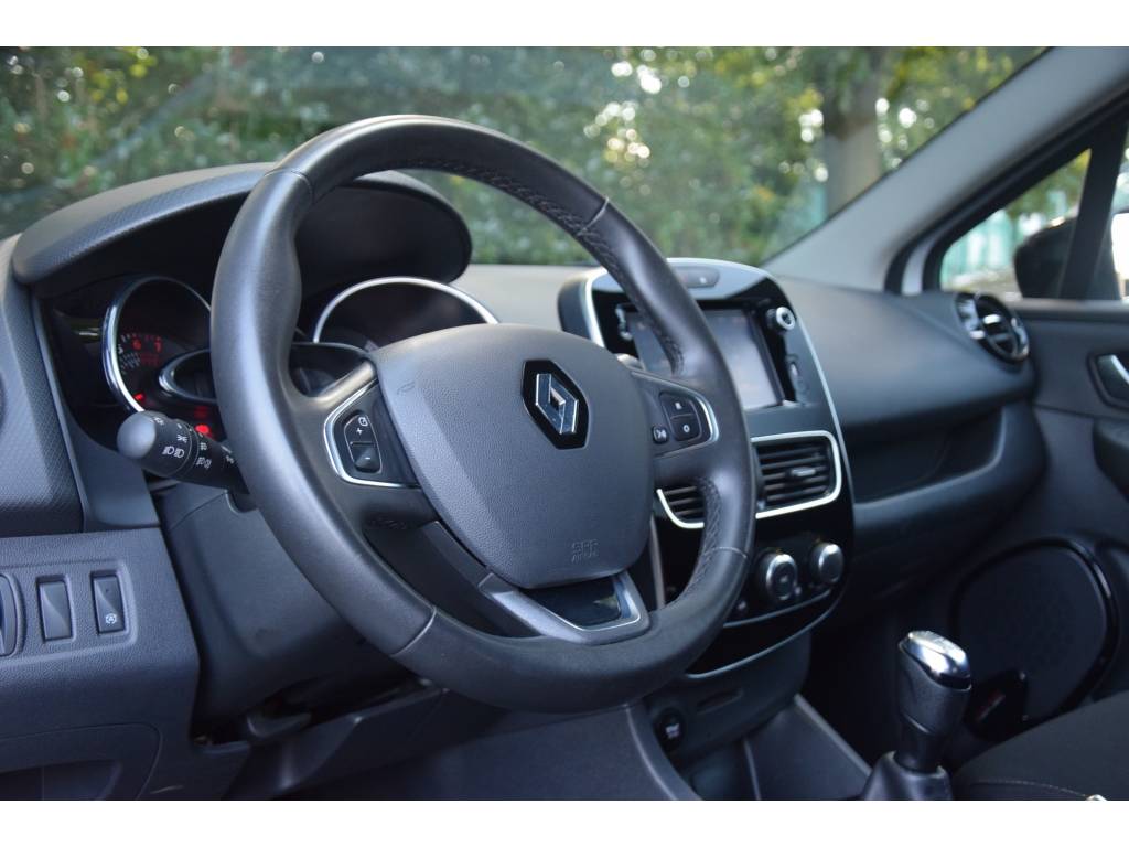 Renault Clio Estate 0.9TCe Limited Navi/PDC/Keyless/LM Velgen