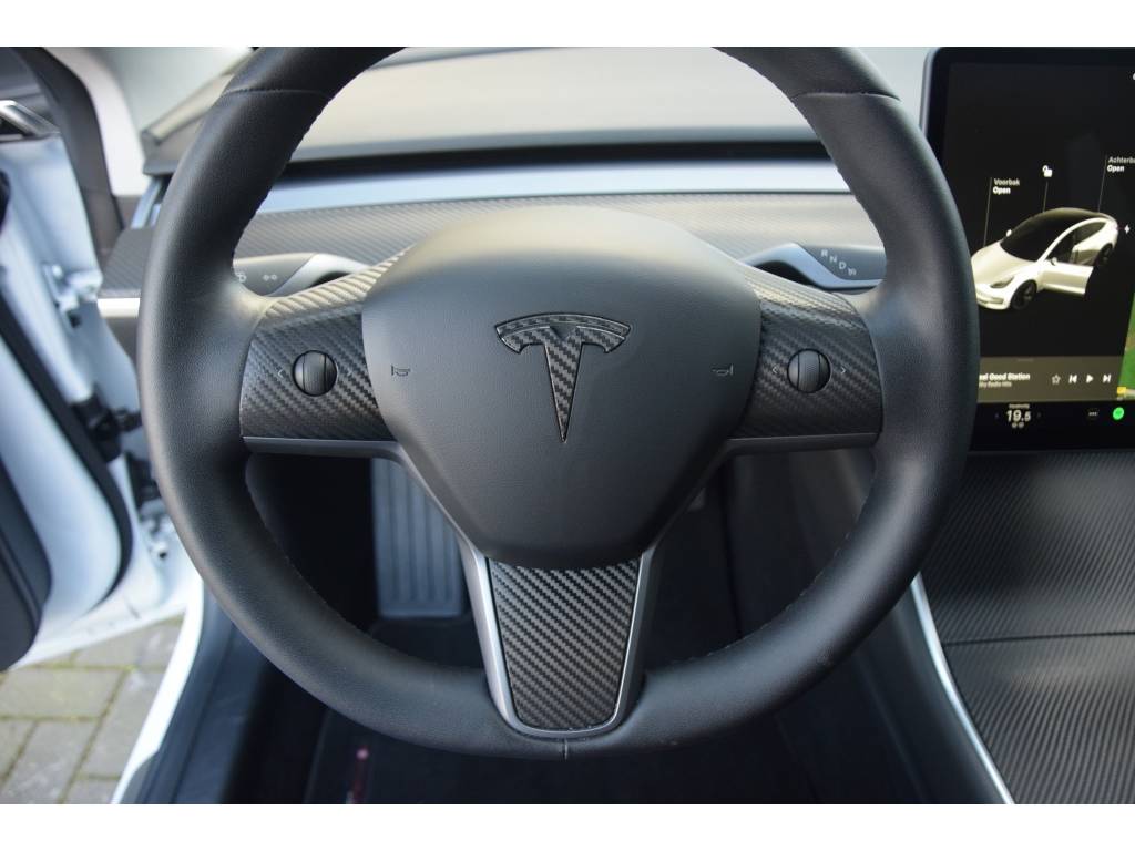 Tesla Model 3 Standard RWD Plus 60 kWh 19 Inch/Carbon afwerking/