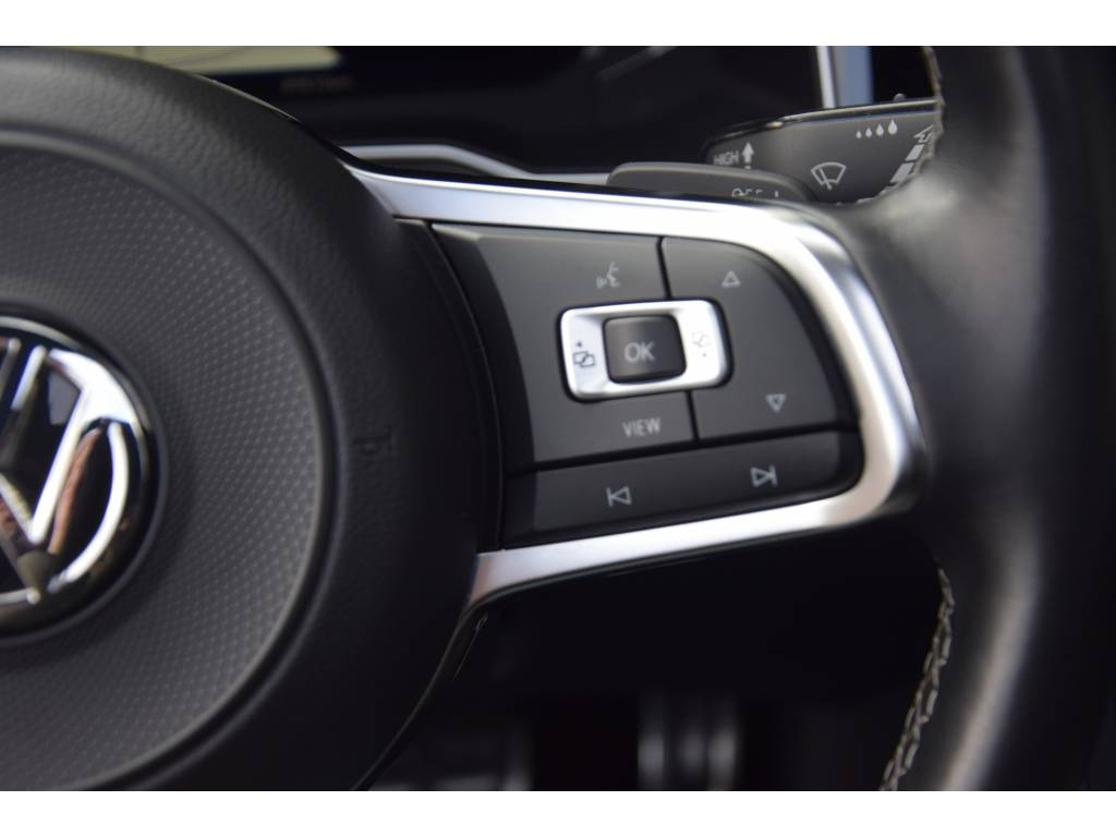 Volkswagen Polo 1.0TSI 115PK R-Line Pano/LED/Beats/ActiveInfo/Keyl