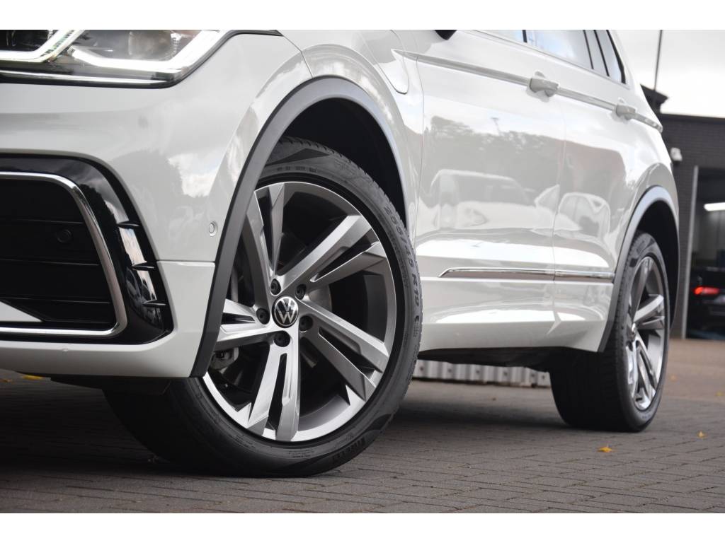 Volkswagen Tiguan 1.4TSI eHybrid R-Line Trekhaak/TrailerAssist/LED M