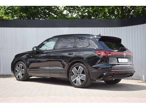 Volkswagen Touareg R 3.0TSI eHybrid Nieuw model/Full options