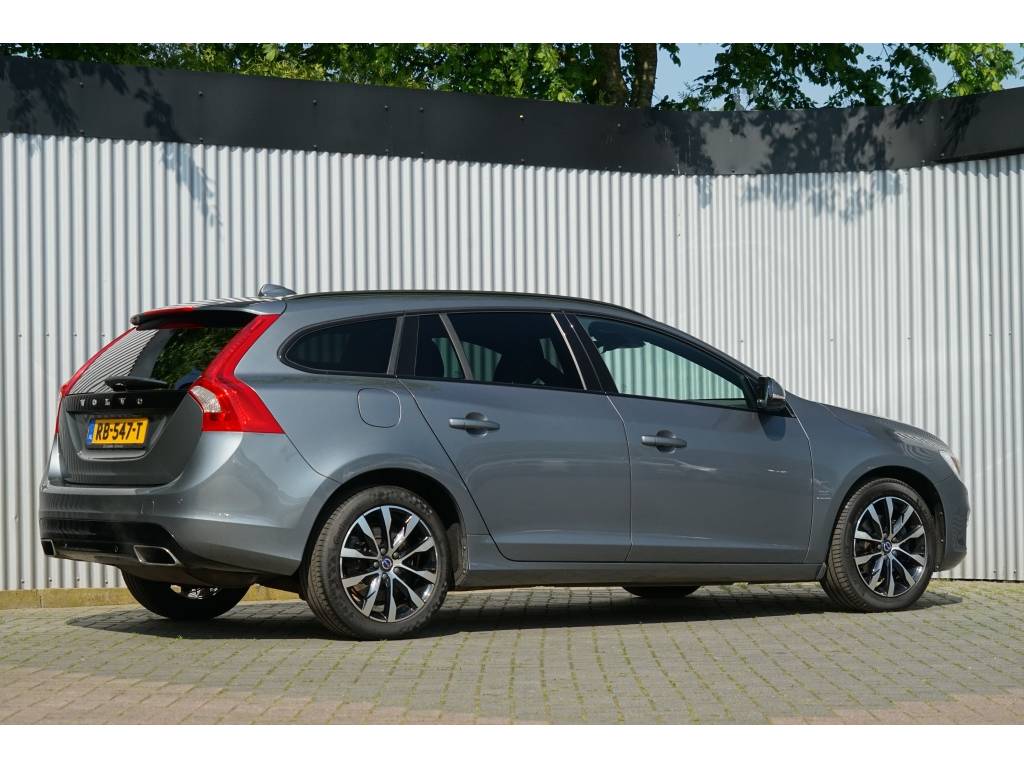 Volvo V60 1.5 T2 Polar+ Dynamic Leer/Xenon/Navi/PDC