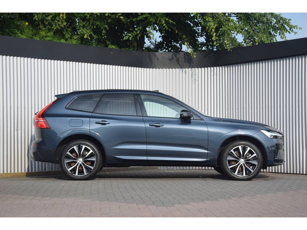 Volvo XC60 T6 AWD Ultimate Dark Leer/HarmanKardon/HeadUp/Pano